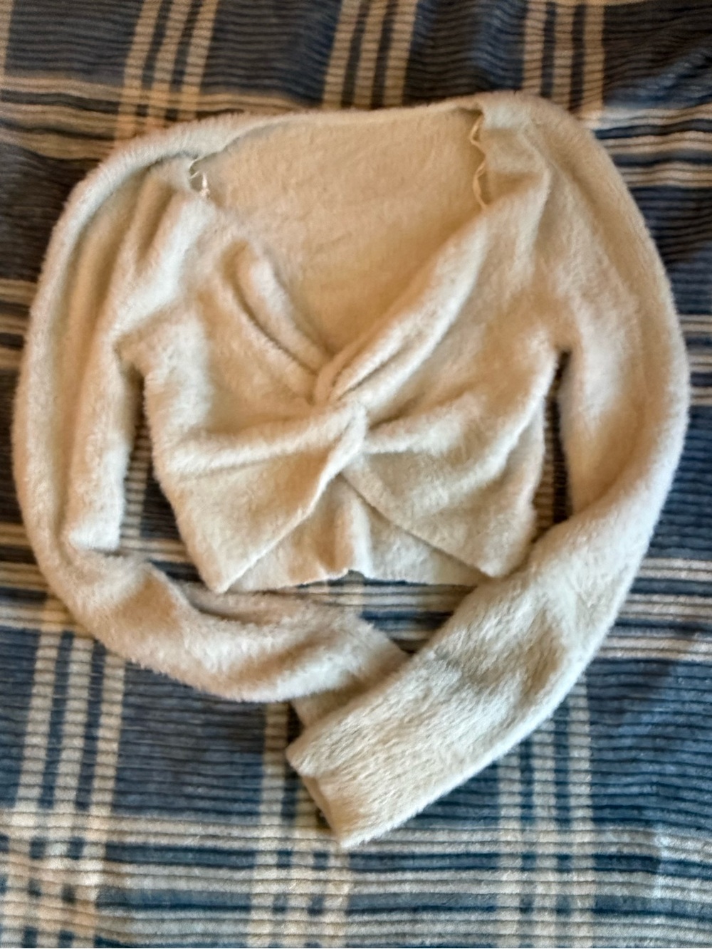 Soft Twist Front Women's Sweater - Cream